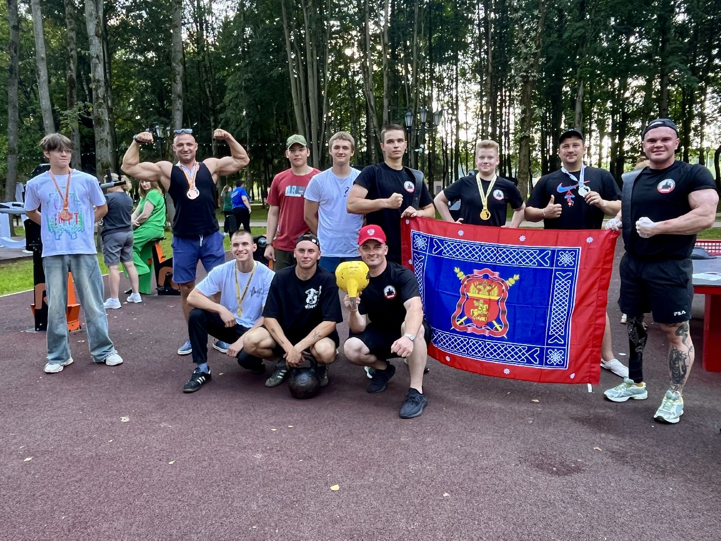 наро-фоминск, парк Победы Наро-Фоминск, казачий клуб Атаман, стритлифтинг, гиревой спорт, молодежный центр наро-фоминск,