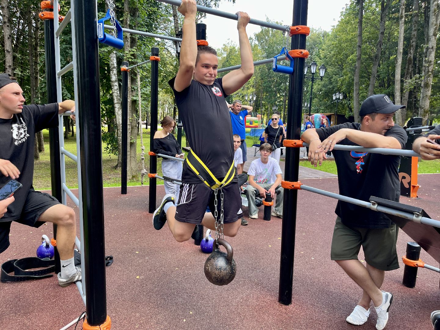 наро-фоминск, парк Победы Наро-Фоминск, казачий клуб Атаман, стритлифтинг, гиревой спорт, молодежный центр наро-фоминск,