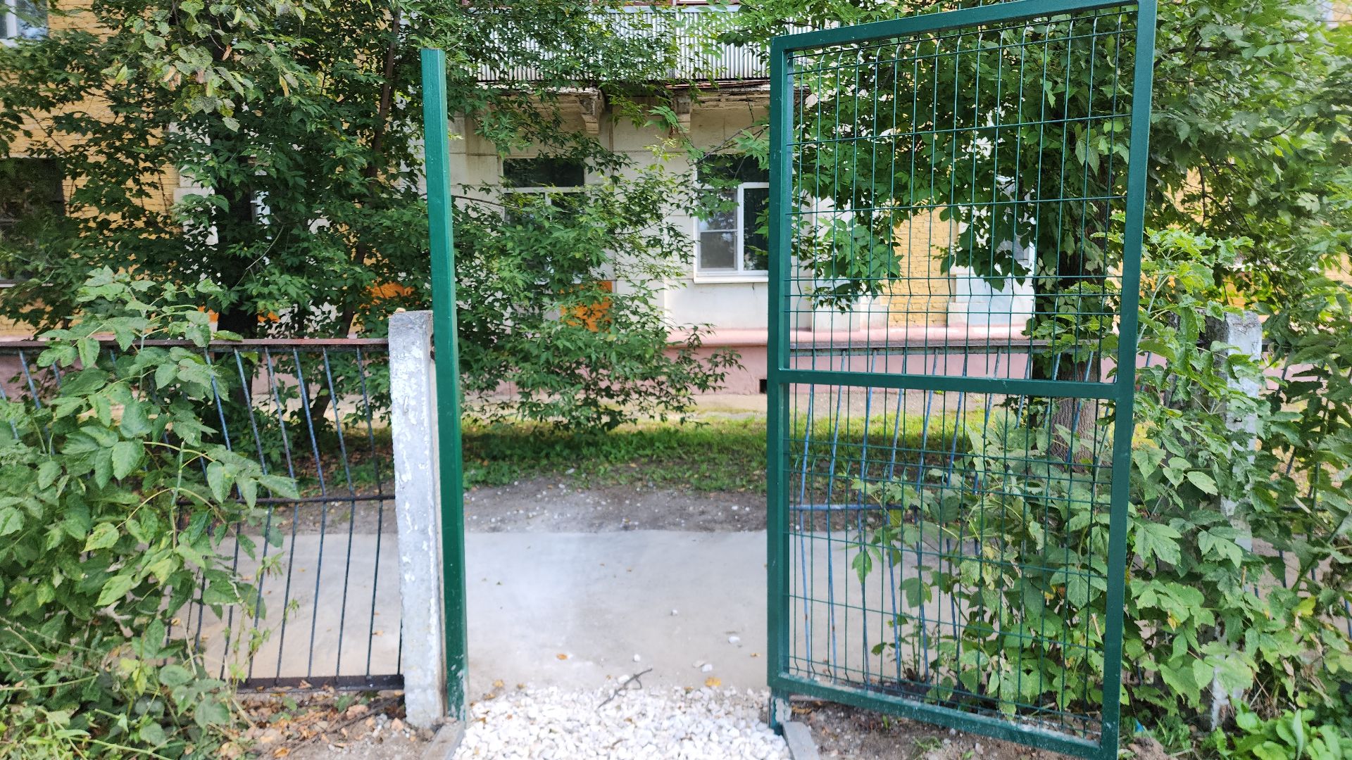 школа, школа 12, школьный стадион, открытый стадион, спорт, программа, программа губернатора, программа губернатора мо, топ 100 школ подмосковья, топ-100,