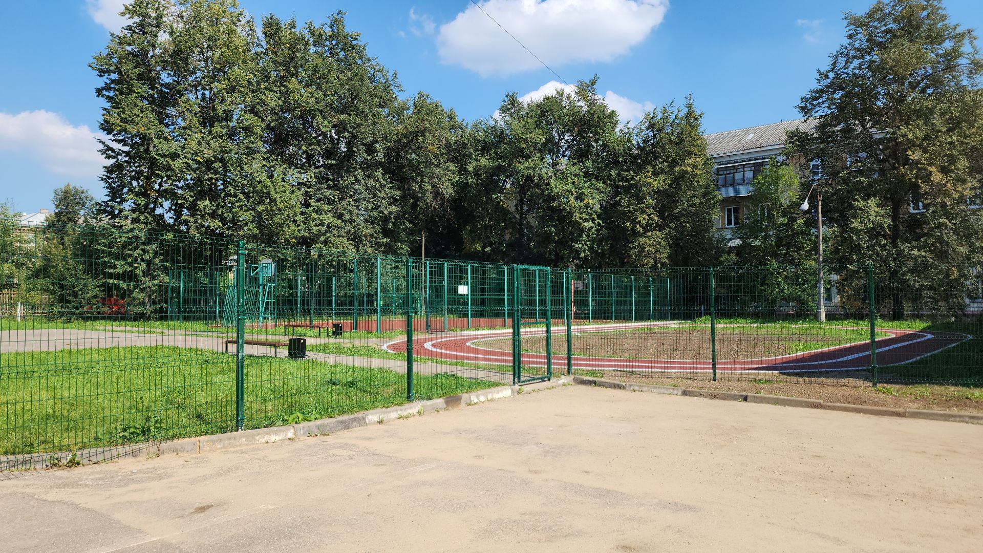 школа, школа 12, школьный стадион, открытый стадион, спорт, программа, программа губернатора, программа губернатора мо, топ 100 школ подмосковья, топ-100,