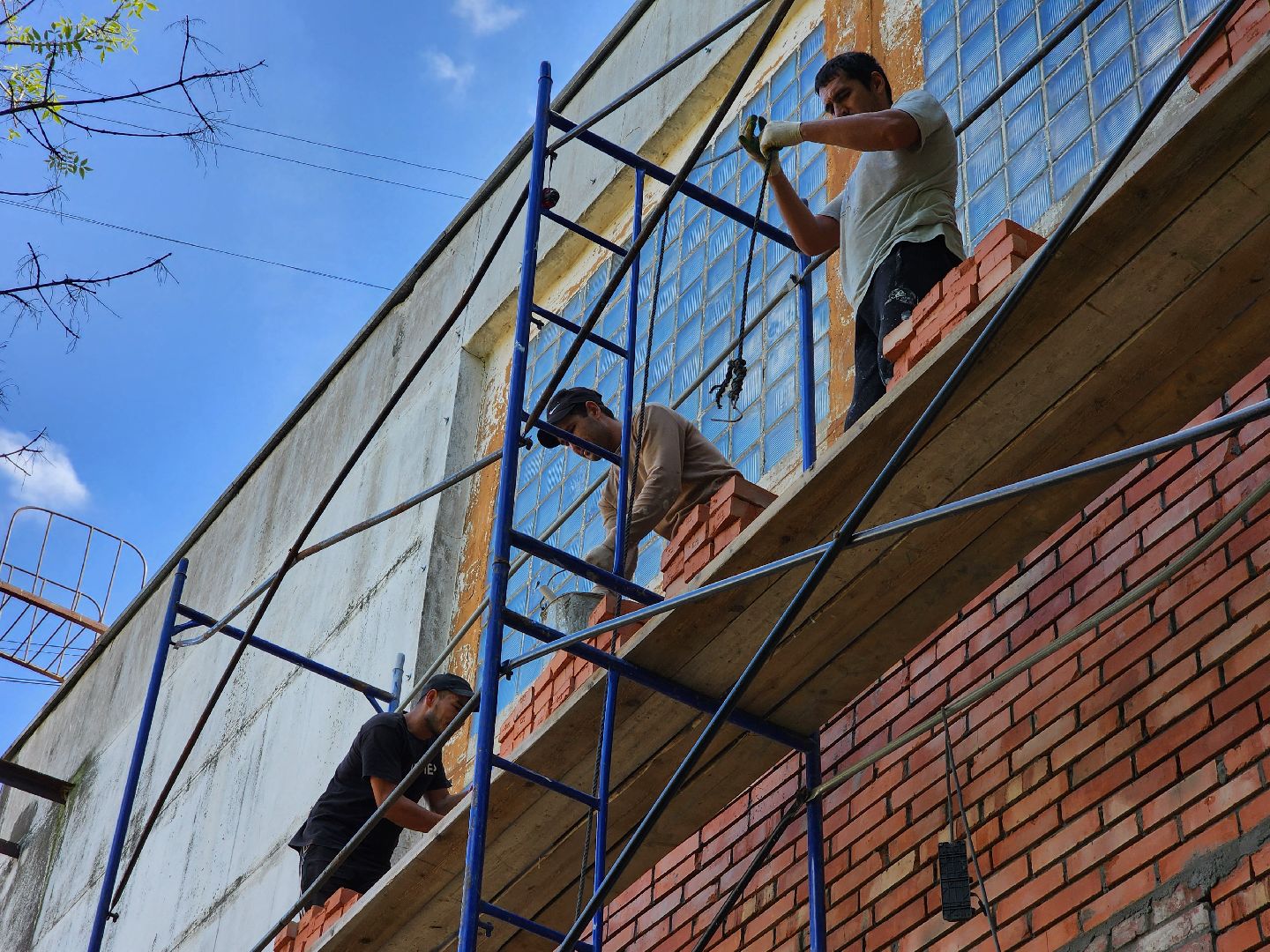 Чехов, школа 1, ремонт фасада, утепление, гидроизоляция, текущий ремонт школы,подготовка к новому учебному году,