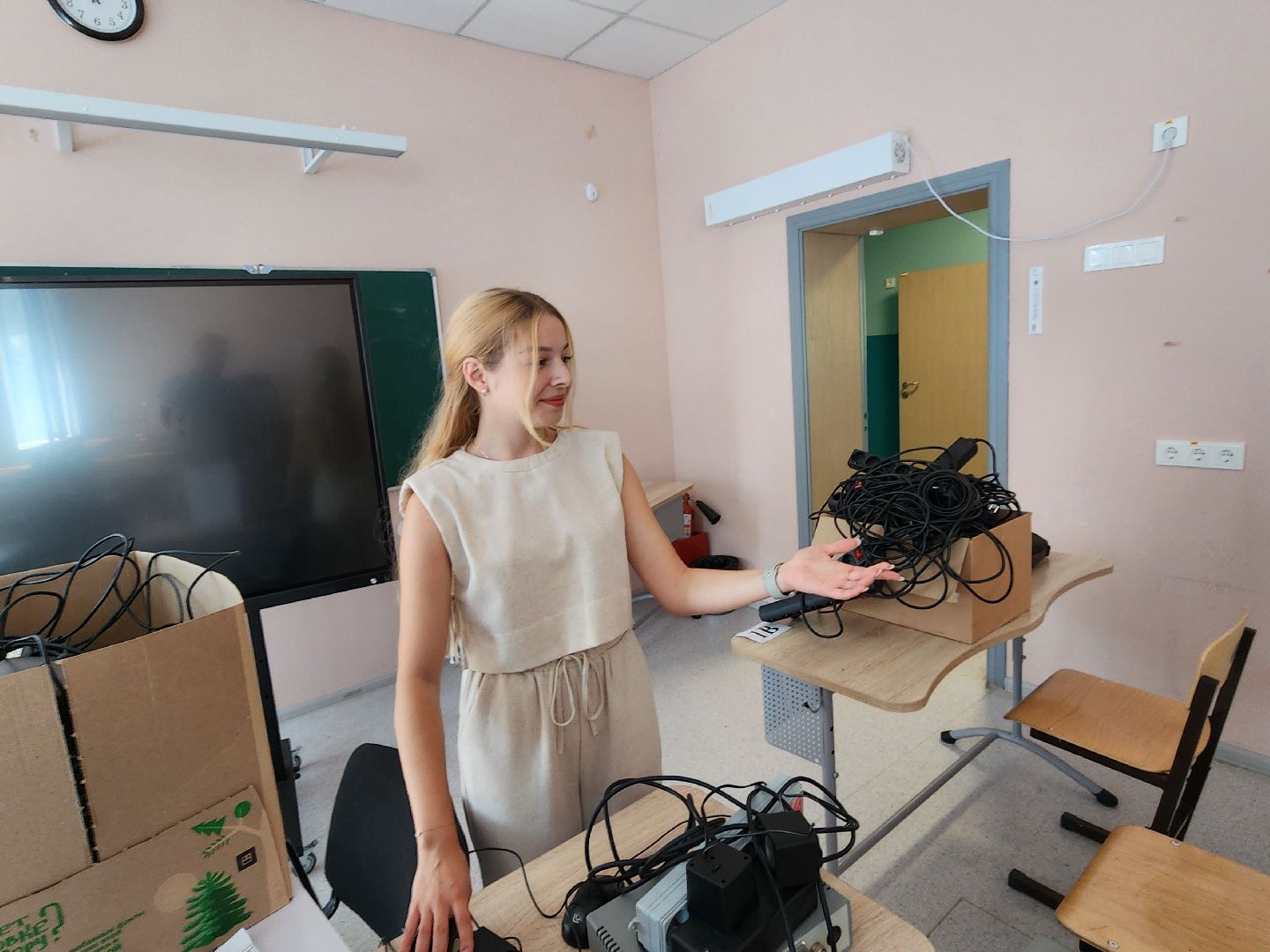 волоколамск, школа, новый учитель,