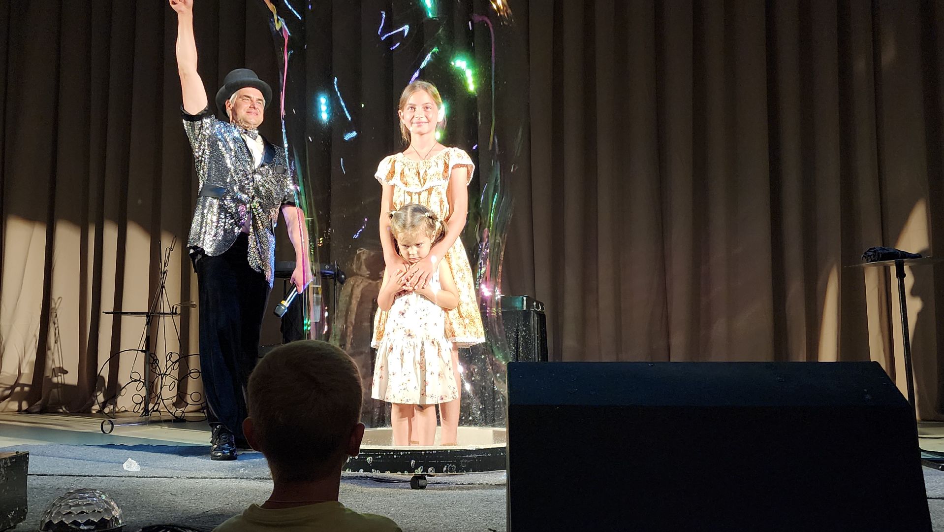 Бронницы, Благотворительная акция, Собери реьенка в школу,