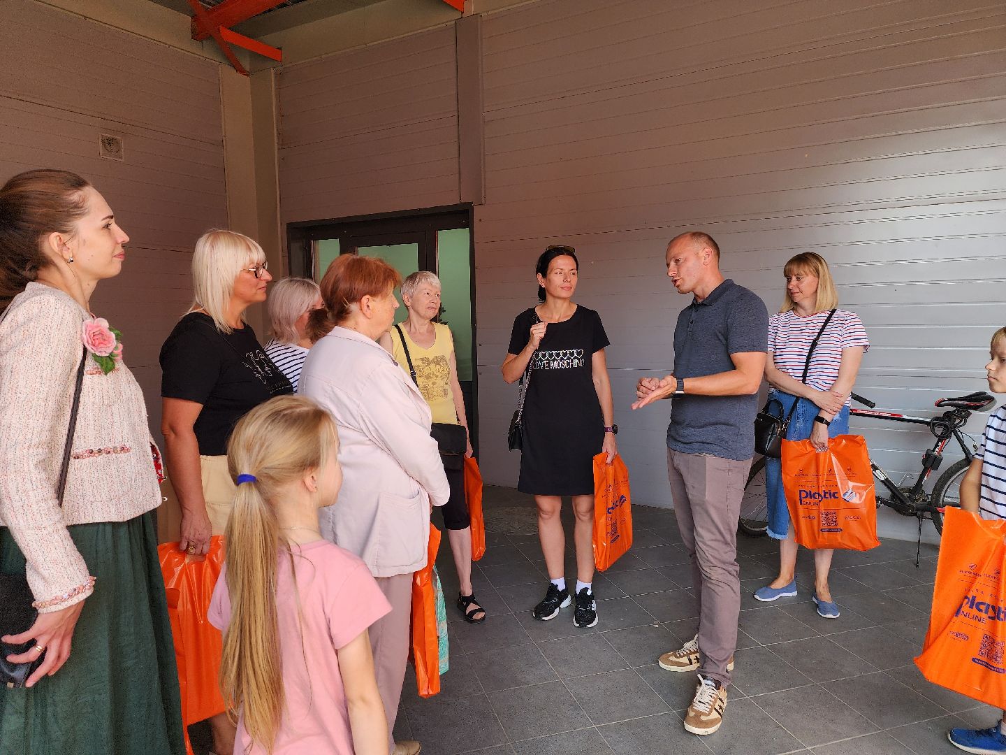 красноармейск, городской округ пушкинский, экскурсия на производство, активное долголетие,