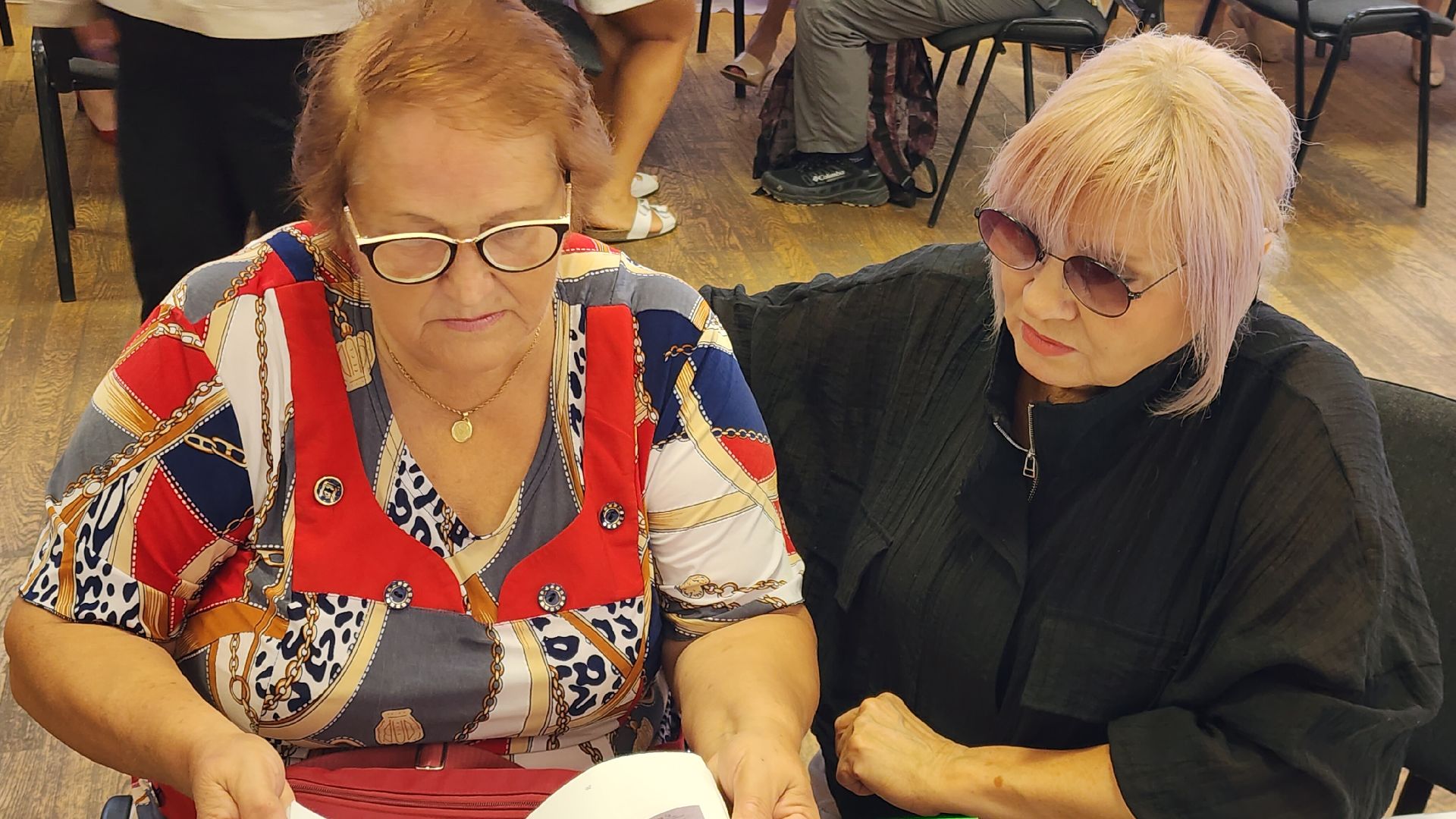 Звенигород, Выездная администрация, История, Люди,