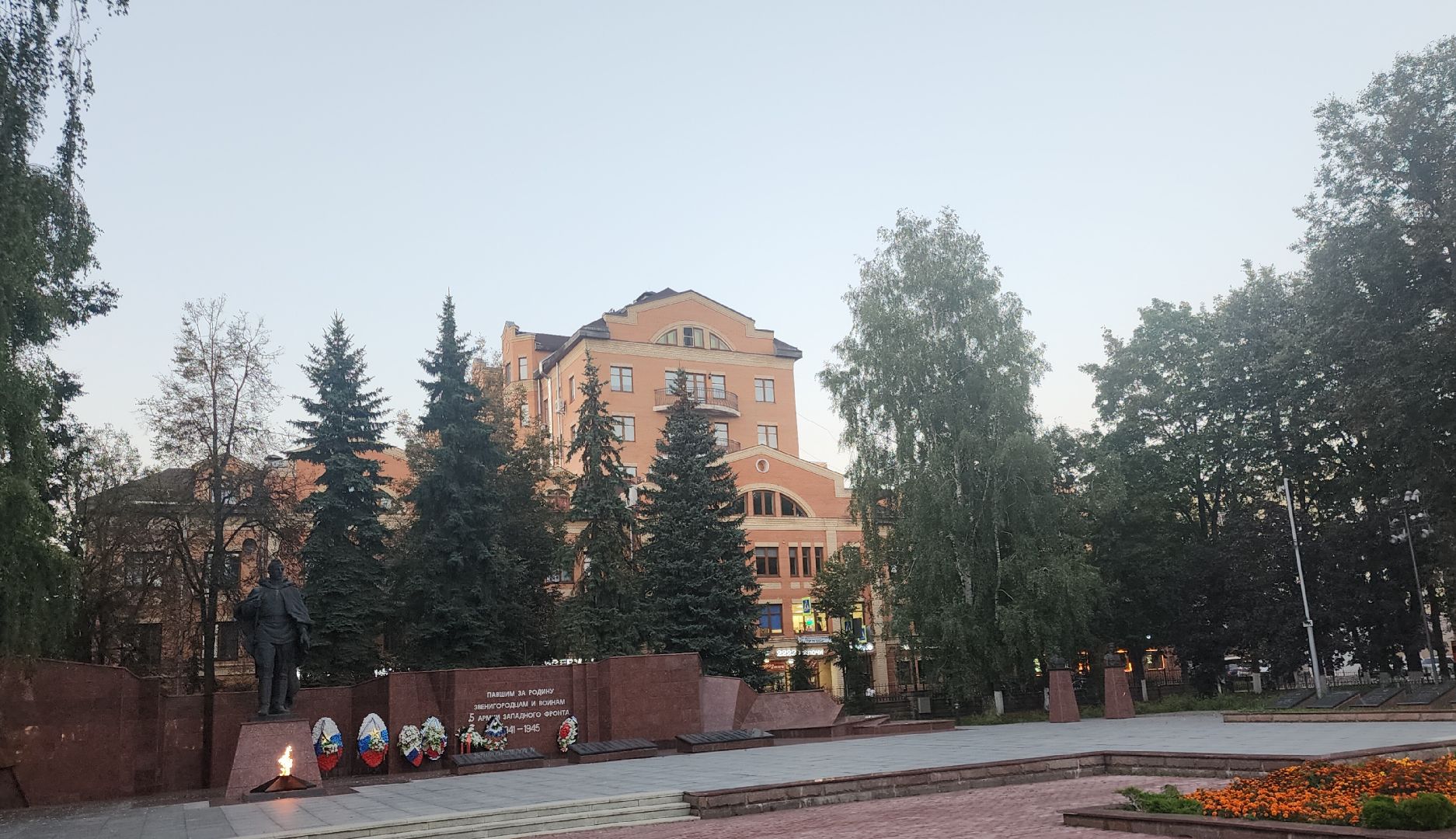 Звенигород, Выездная администрация, История, Люди,