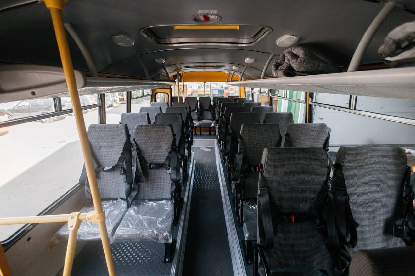 Чехов, школьные автобусы, приемка, проверка, техосмотр, техническое обслуживание, маршруты, подвоз школьников, начальник управления образования Ирина Заболотнева, глава округа Михаил Собакин,