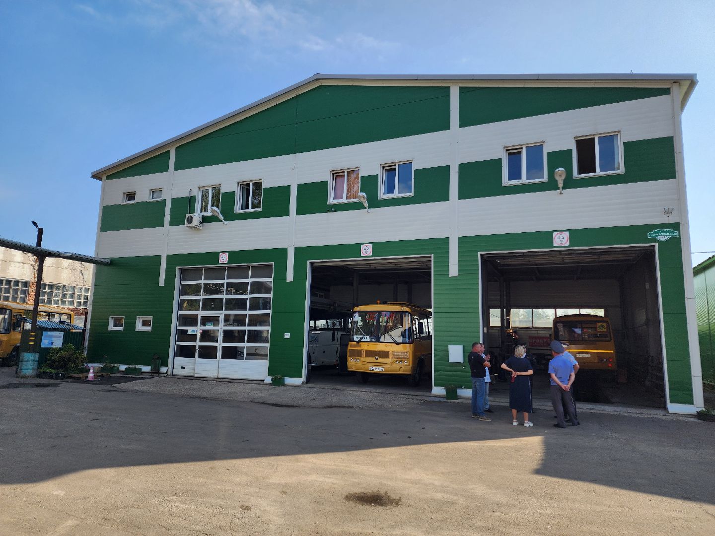 Чехов, школьные автобусы, приемка, проверка, техосмотр, техническое обслуживание, маршруты, подвоз школьников, начальник управления образования Ирина Заболотнева, глава округа Михаил Собакин,