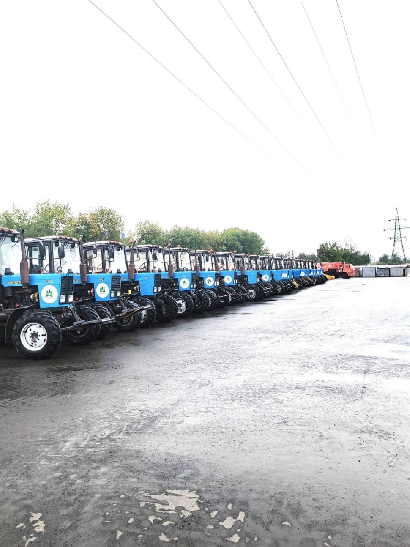 специализированный транспорт, техника, уборочные машины, площадка для хранения техники, МБУ Служба содержания и благоустройства территорий, автопарк,