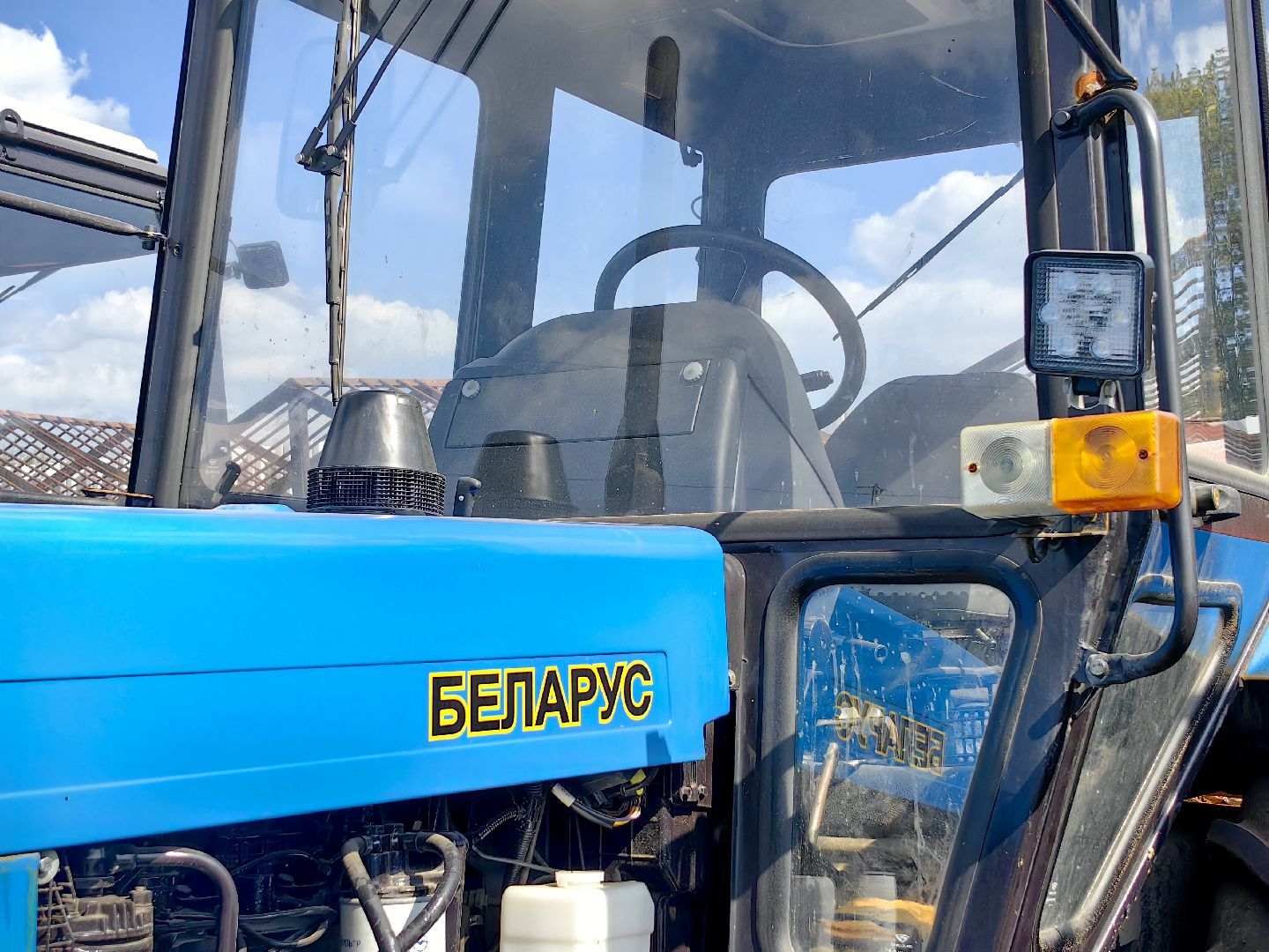 специализированный транспорт, техника, уборочные машины, площадка для хранения техники, МБУ Служба содержания и благоустройства территорий, автопарк,