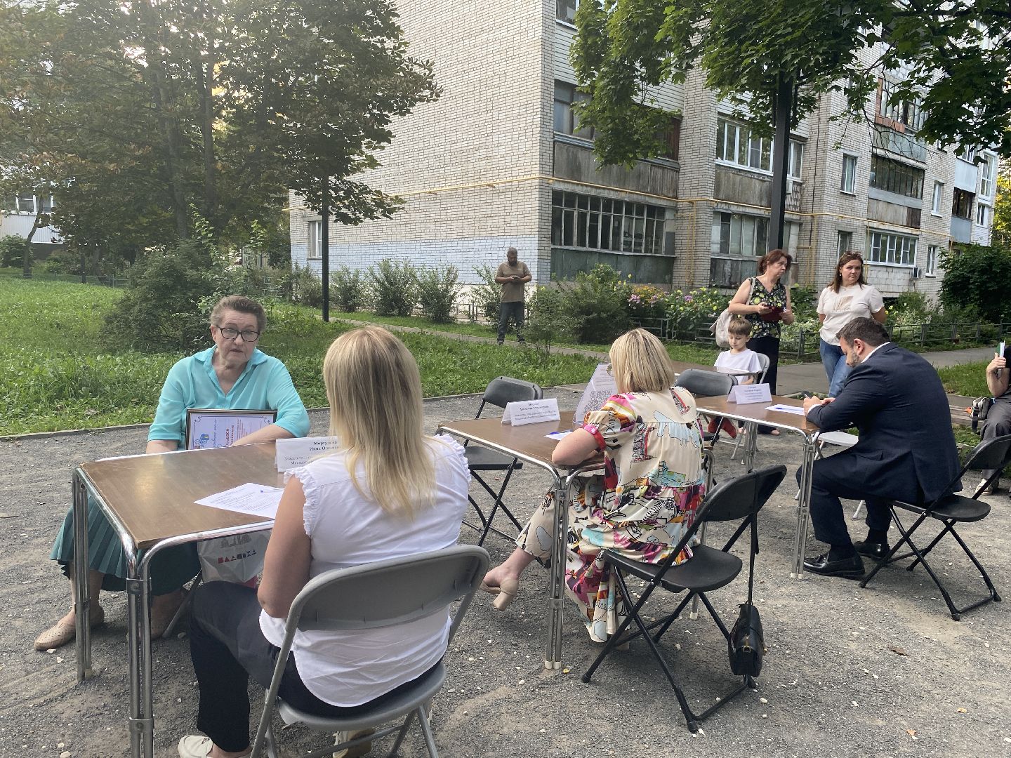 выездная администрация, власиха заозерная, обращения жителей, встречи с жителями власиха, мкр Заозерный Власиха,