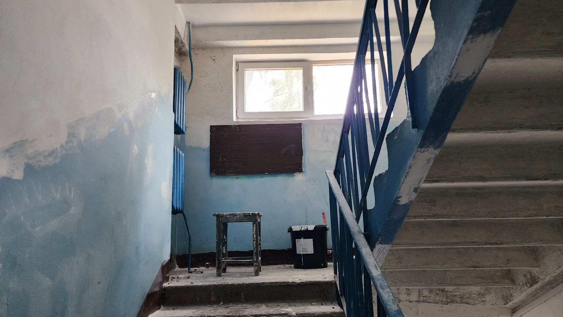 Бронницы, Ремонт подъездов, Косметический ремонт подъездов, Покраска стен и потолков в подъездах,