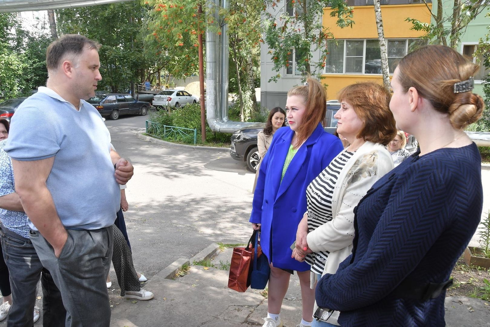 торговые объекты, власиха магазины, предприниматели власихи, реконструкция торговых объектов, новый облик магазинов,