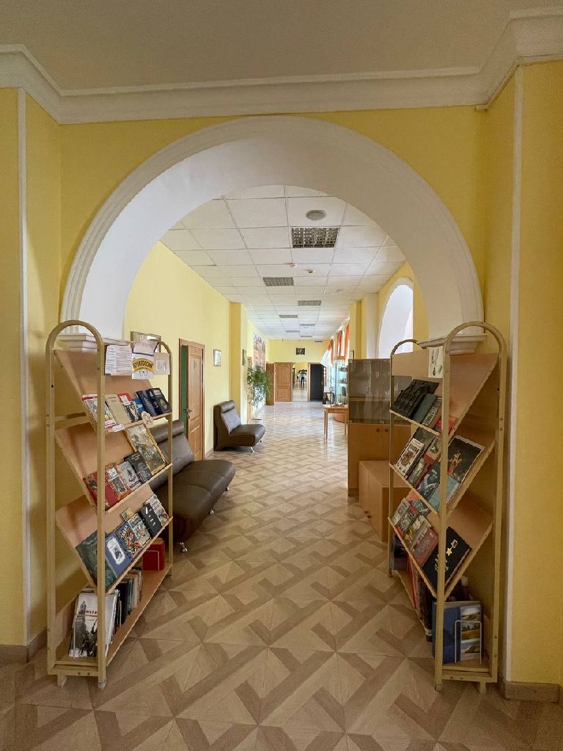 Дмитров, Гимназия Логос, Минобр,