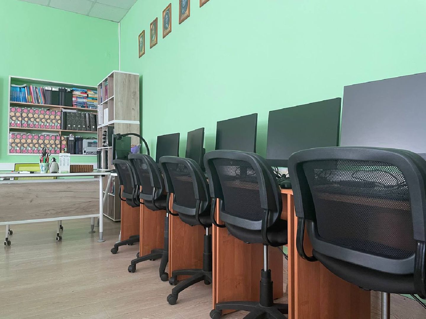 Дмитров, Гимназия Логос, Минобр,