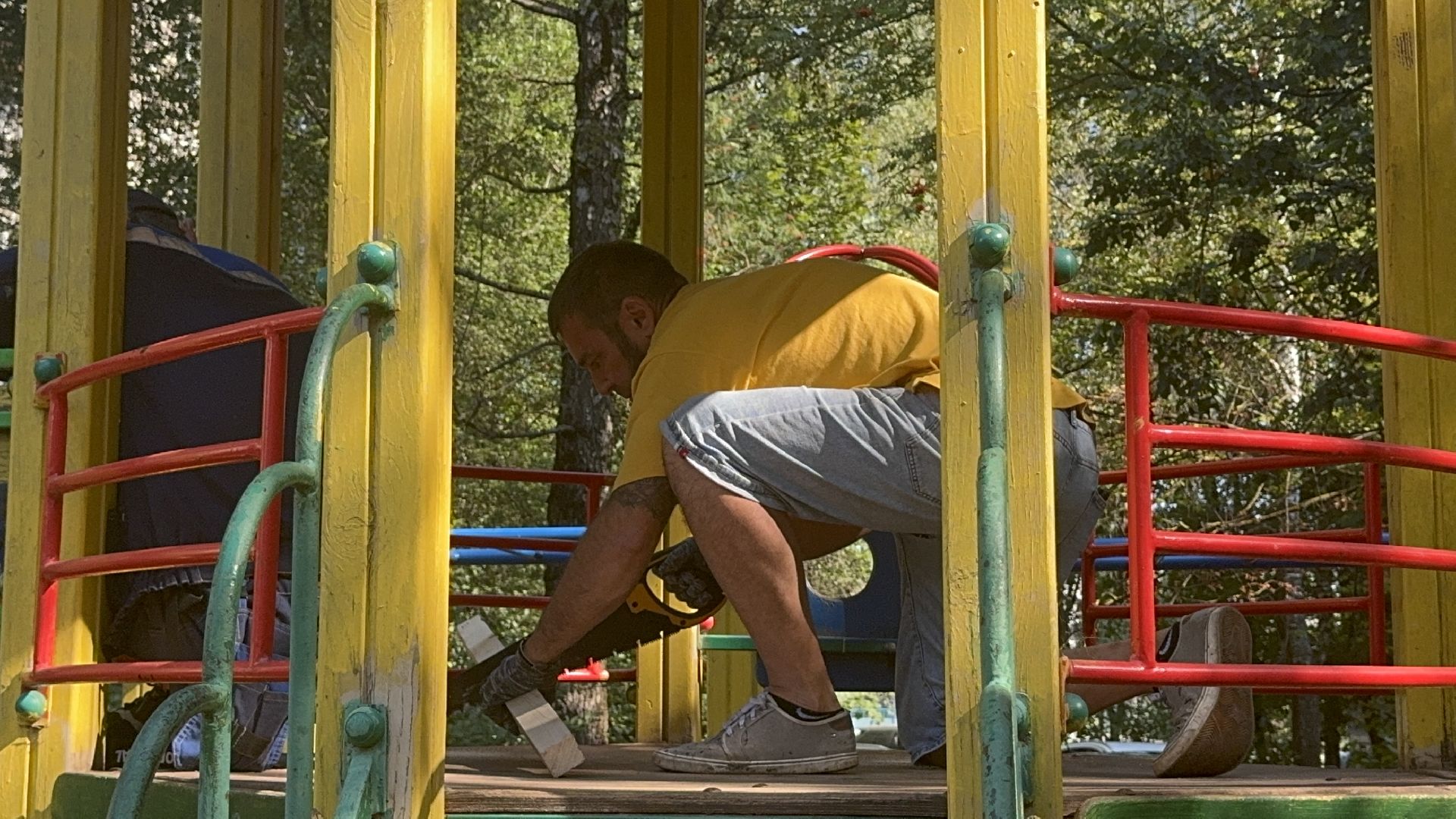 Солнечногорск, ремонт площадки, жители, Рабочие, игровая площадка,