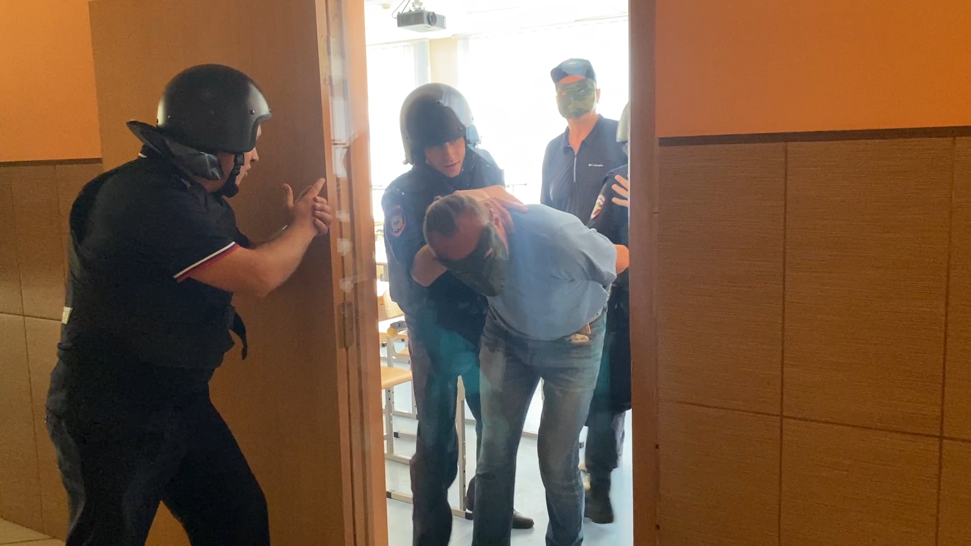 учения в школе, антитеррористические учения, школа Перспектива Власиха, учения антитеррор, Власиха антитеррористические учения,