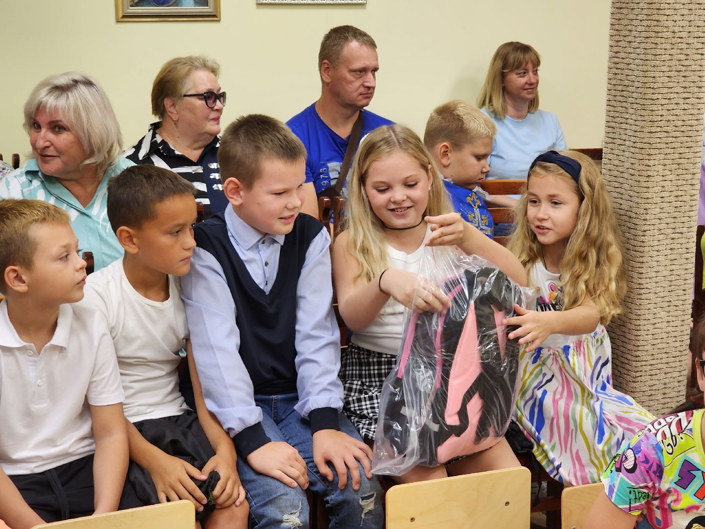 красноармейск, городской округ пушкинский, подарки школьникам, социальный центр,