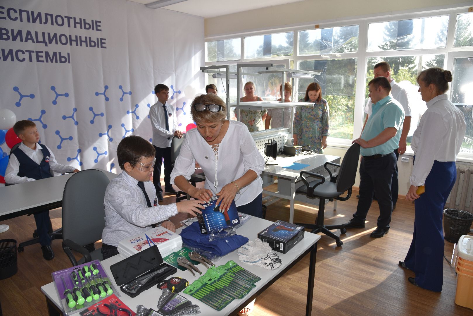 лотошино, микулино, микулинская гимназия, беспилотники, образование, национальный проект,