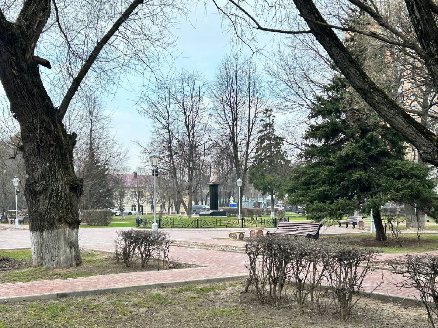 Подольск, сквер, освещение