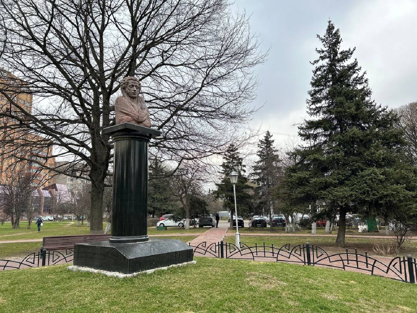 Подольск, сквер, освещение