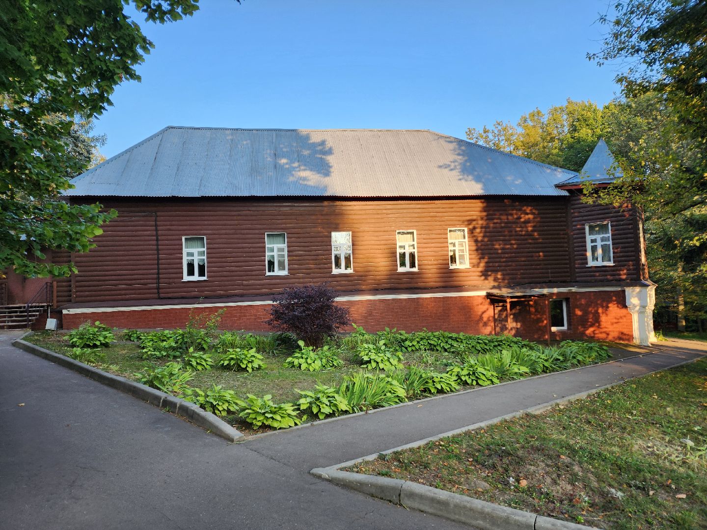 Чехов, микрорайон Ровки, выездная администрация, встреча с жителями, обращения граждан, медицина, здравоохранение, льготные лекарства, лечебные препараты, врач онколог, запись к врачу,