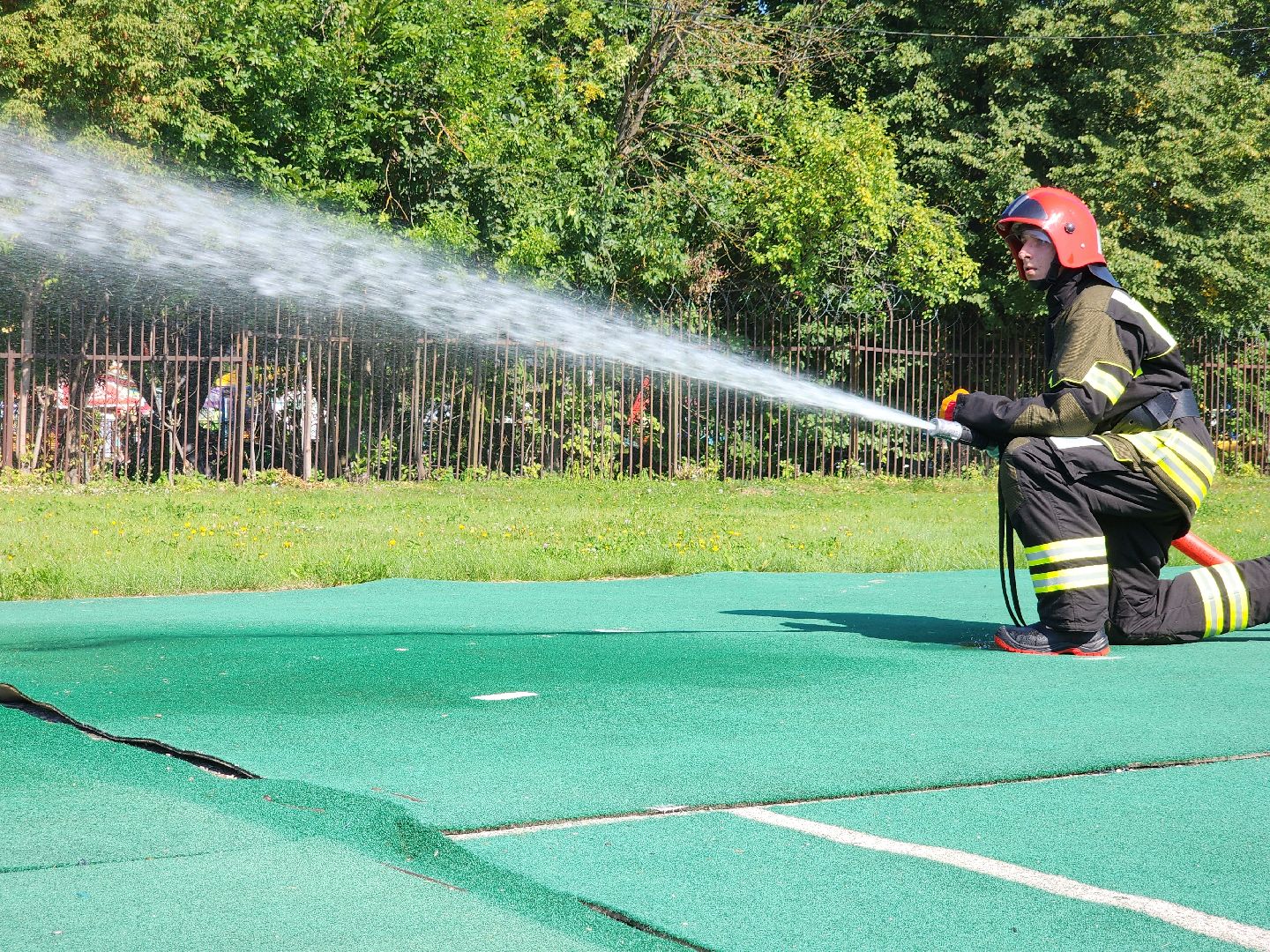соревнования, мчс, мчс россии, гражданская оборона, спасатели, электросталь, стадион, пожарные, пожарная служба, мой город, областные учения,