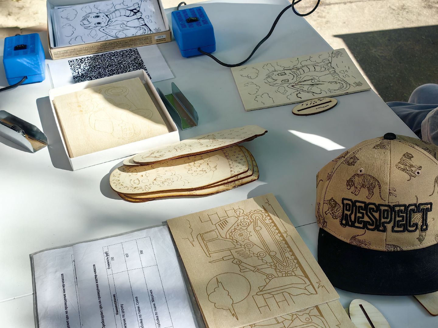 кинопоказ, фестиваль Русской культуры, ТРАДИЦИИ, мини-зоопарк с животными, фотозоны, Роспись по дереву,