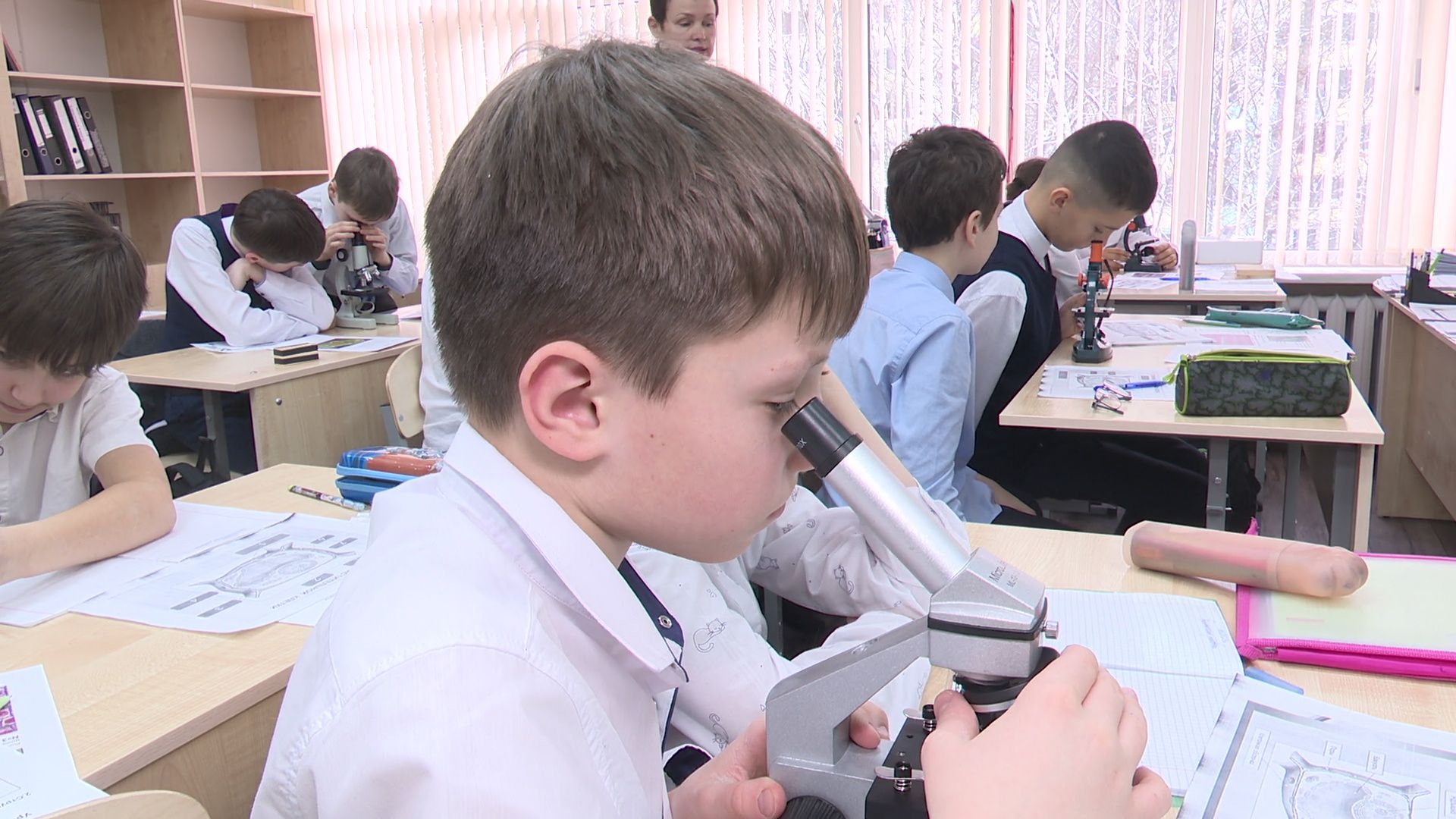 Реутов, школа 1, образование, физтех классы, углубленное изучение предметов,физтех лицей, лучшая школа Подмосковья,