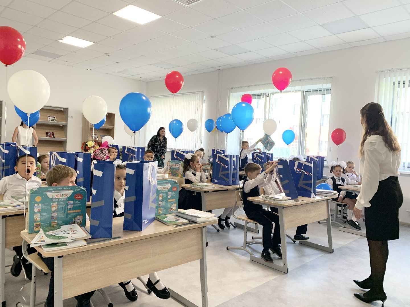 Балашиха, Подмосковье, День знаний, новая школа,