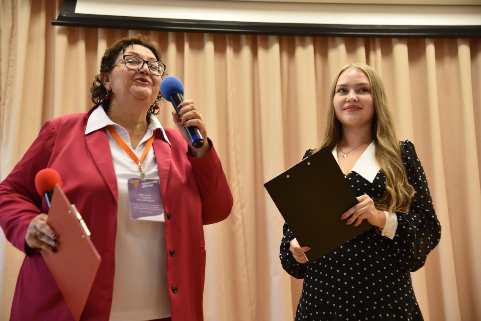 лотошино, лотошинская школа 2, образование, первый звонок, день знаний,