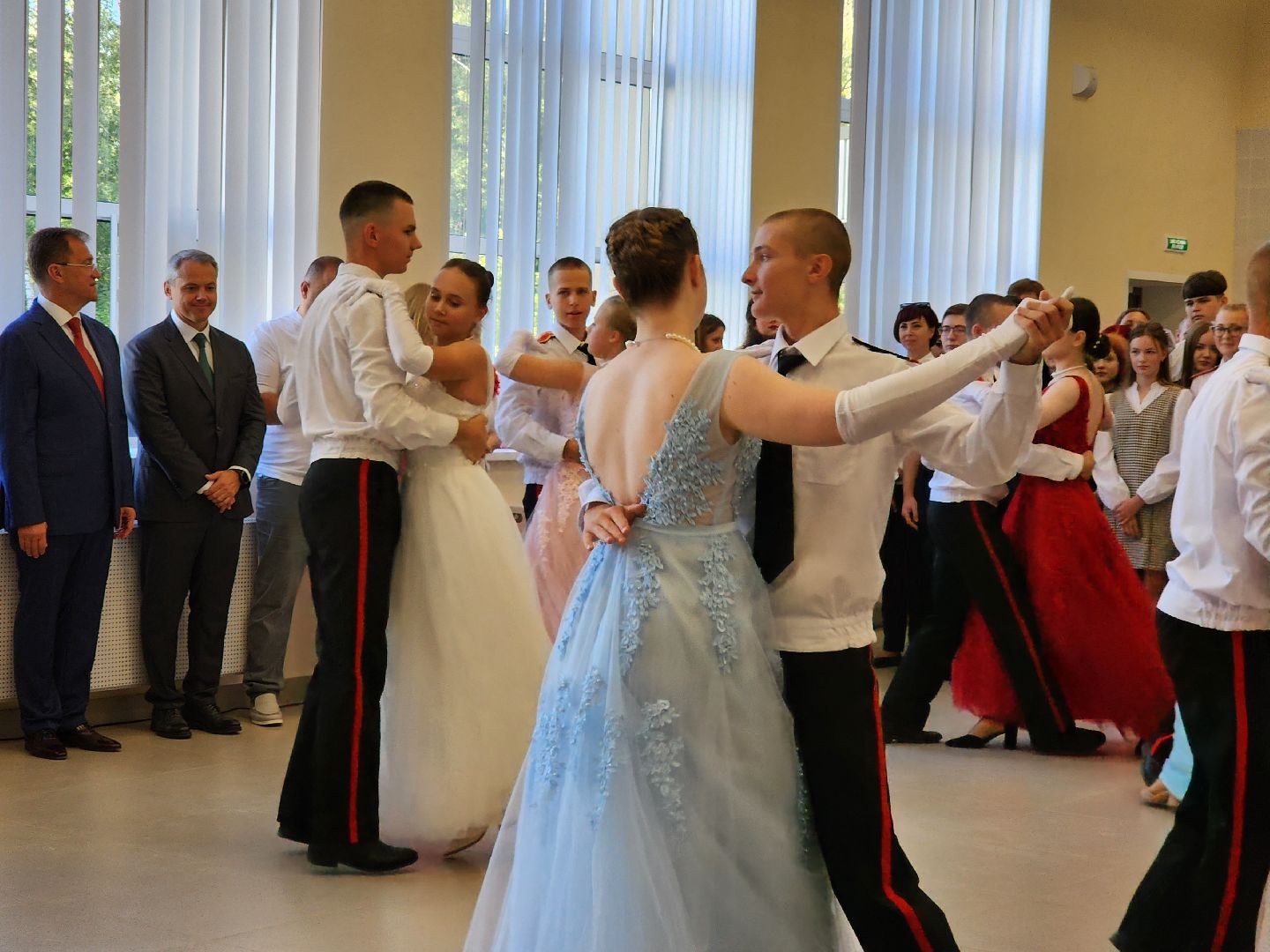 ногинск, жители, общество, школа, центр образования, 1 класс, 1 сентября, новый учебный год,