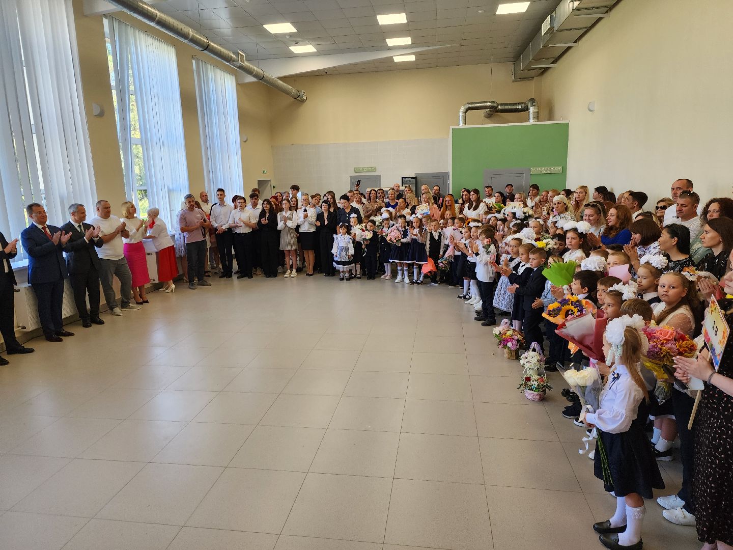 ногинск, жители, общество, школа, центр образования, 1 класс, 1 сентября, новый учебный год,