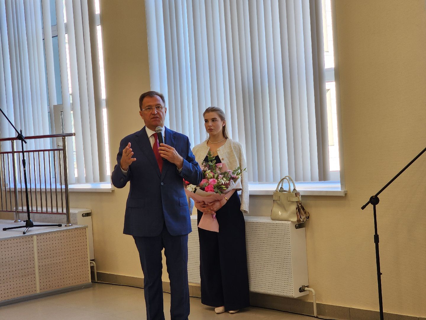 ногинск, жители, общество, школа, центр образования, 1 класс, 1 сентября, новый учебный год,