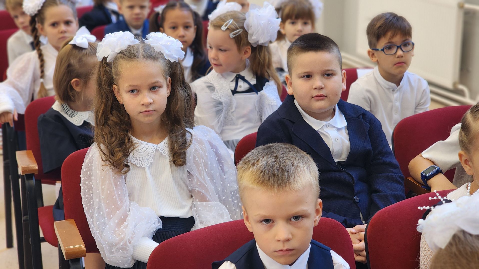 2 сентября, день знаний, протвино, образование, школьные линейки,