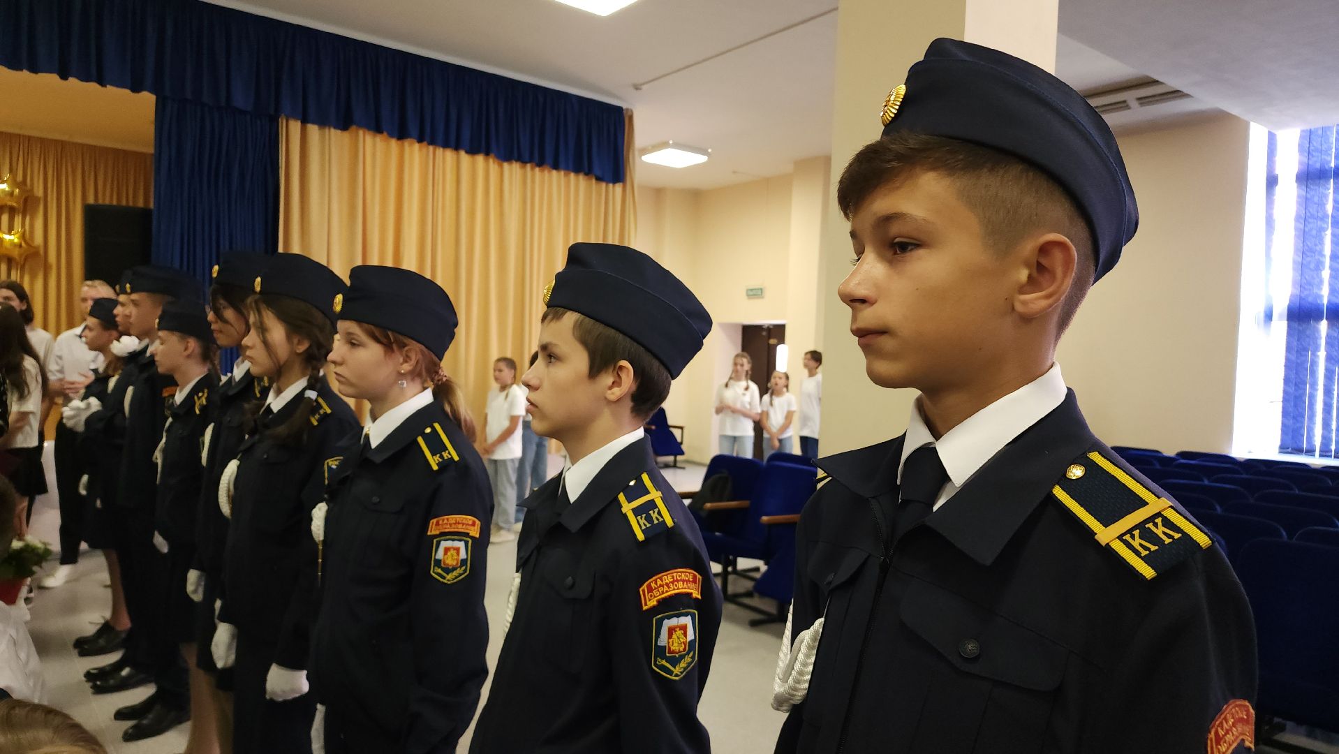 День знаний, праздник, дети, школа, Лосино-Петровский, первый звонок,