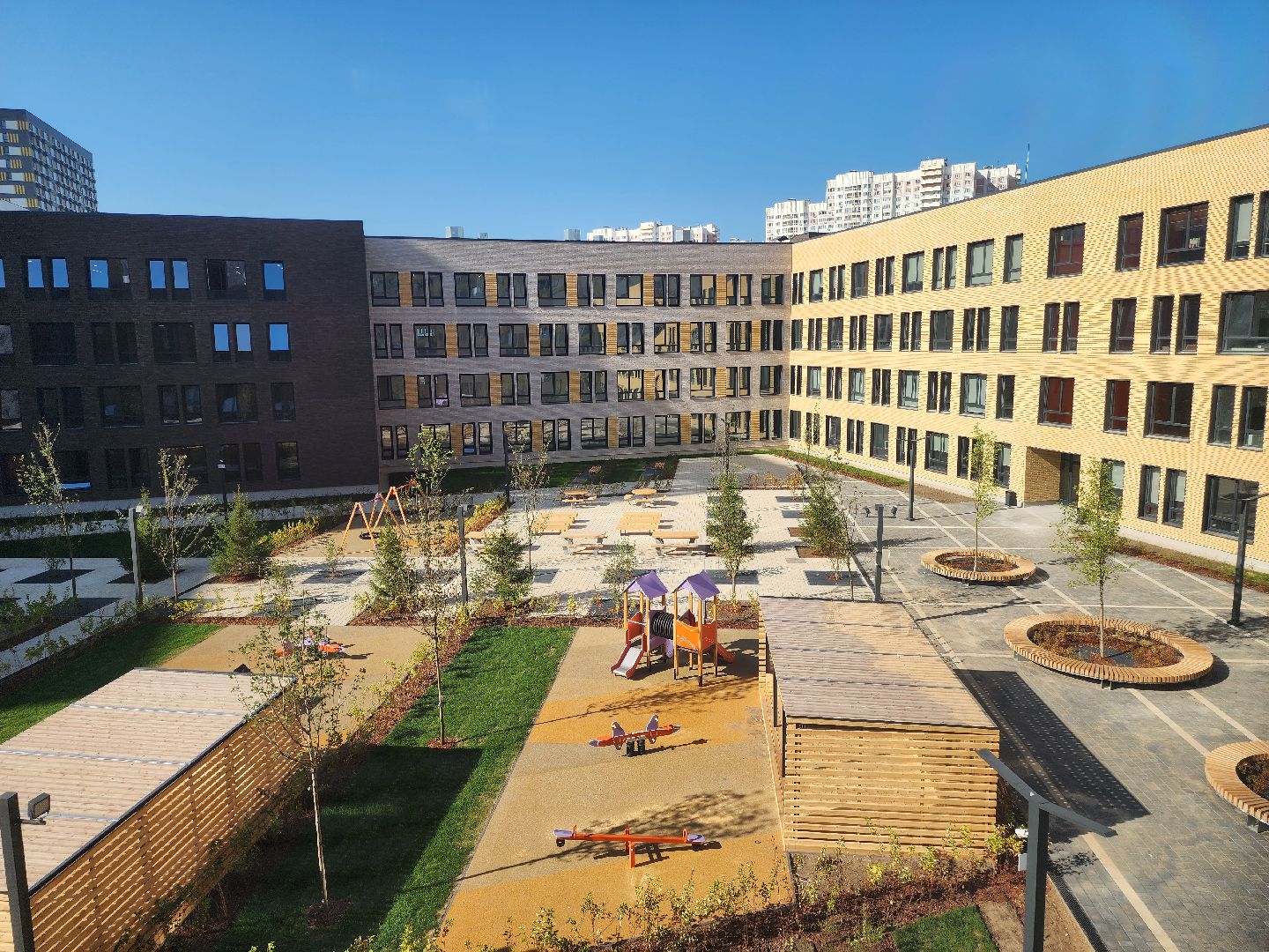 новый корпус, первый звонок, выпускные экзамены, мытищи,