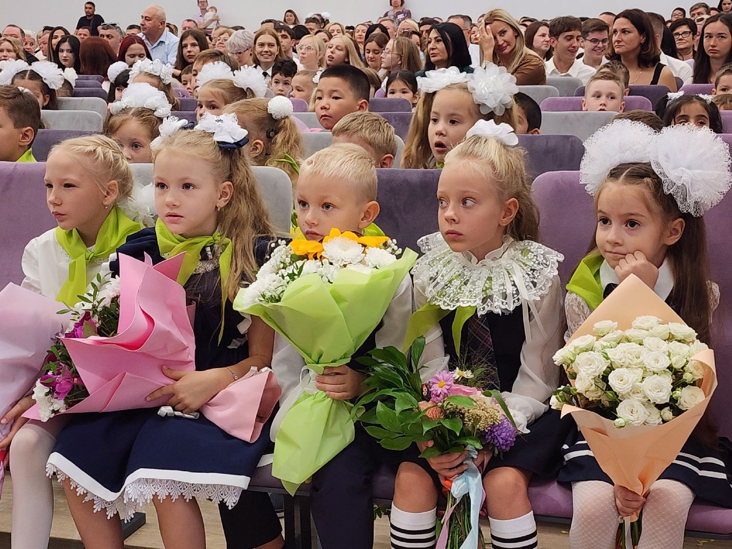 новый корпус, первый звонок, выпускные экзамены, мытищи,