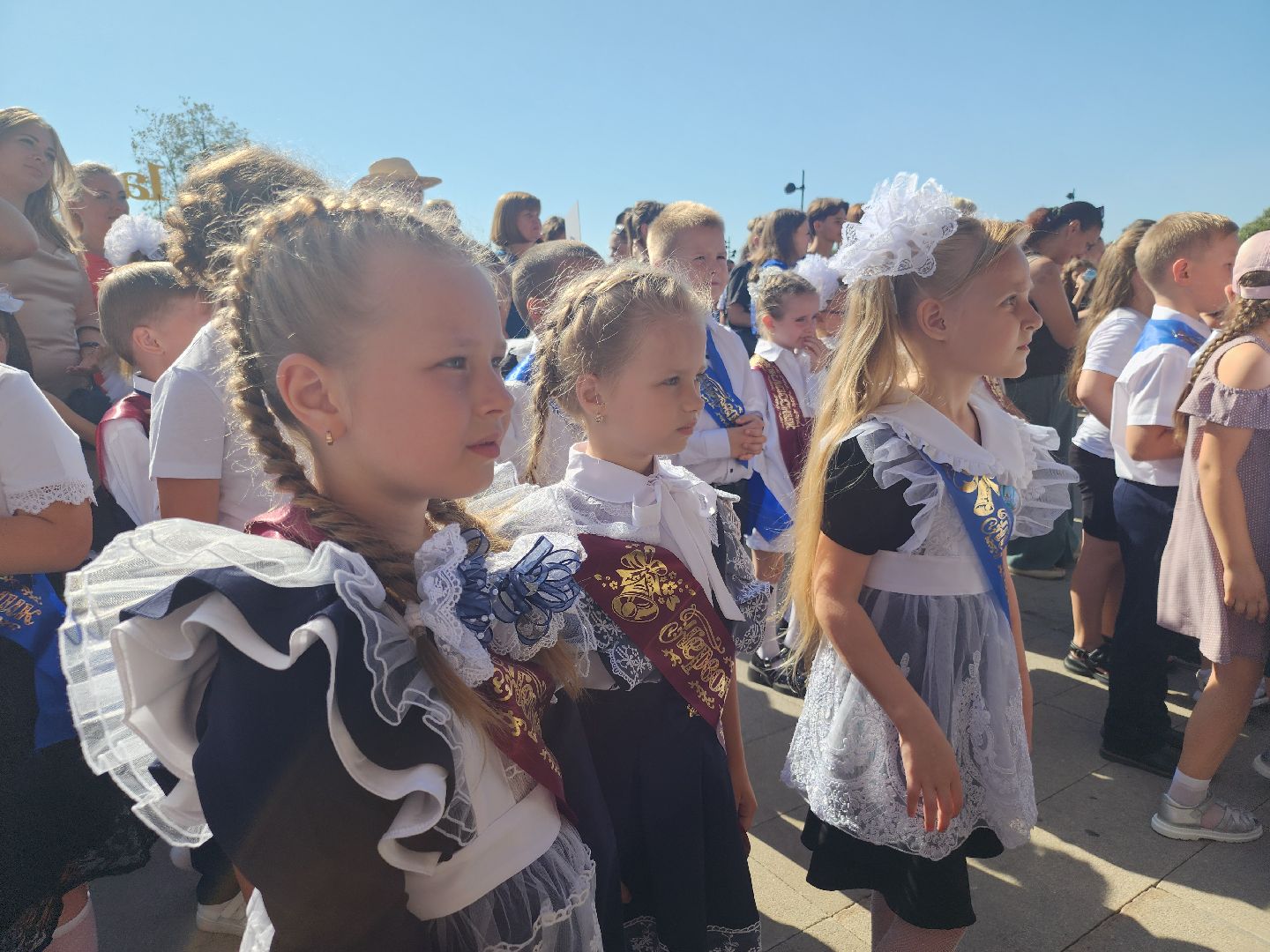 Парад первоклассников, орехово зуево, парки подмосковья, день знаний, 2 сентября,