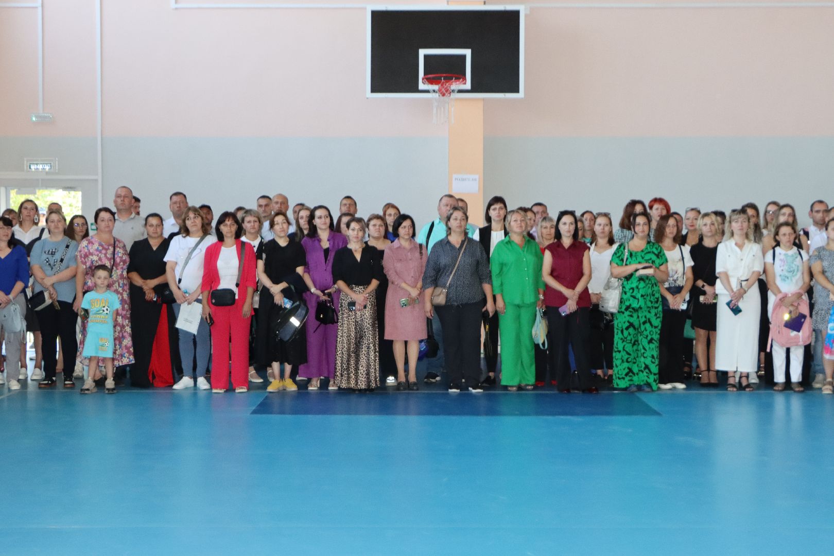 лотошино, лотошинская школа 1, образование, первый звонок, день знаний,