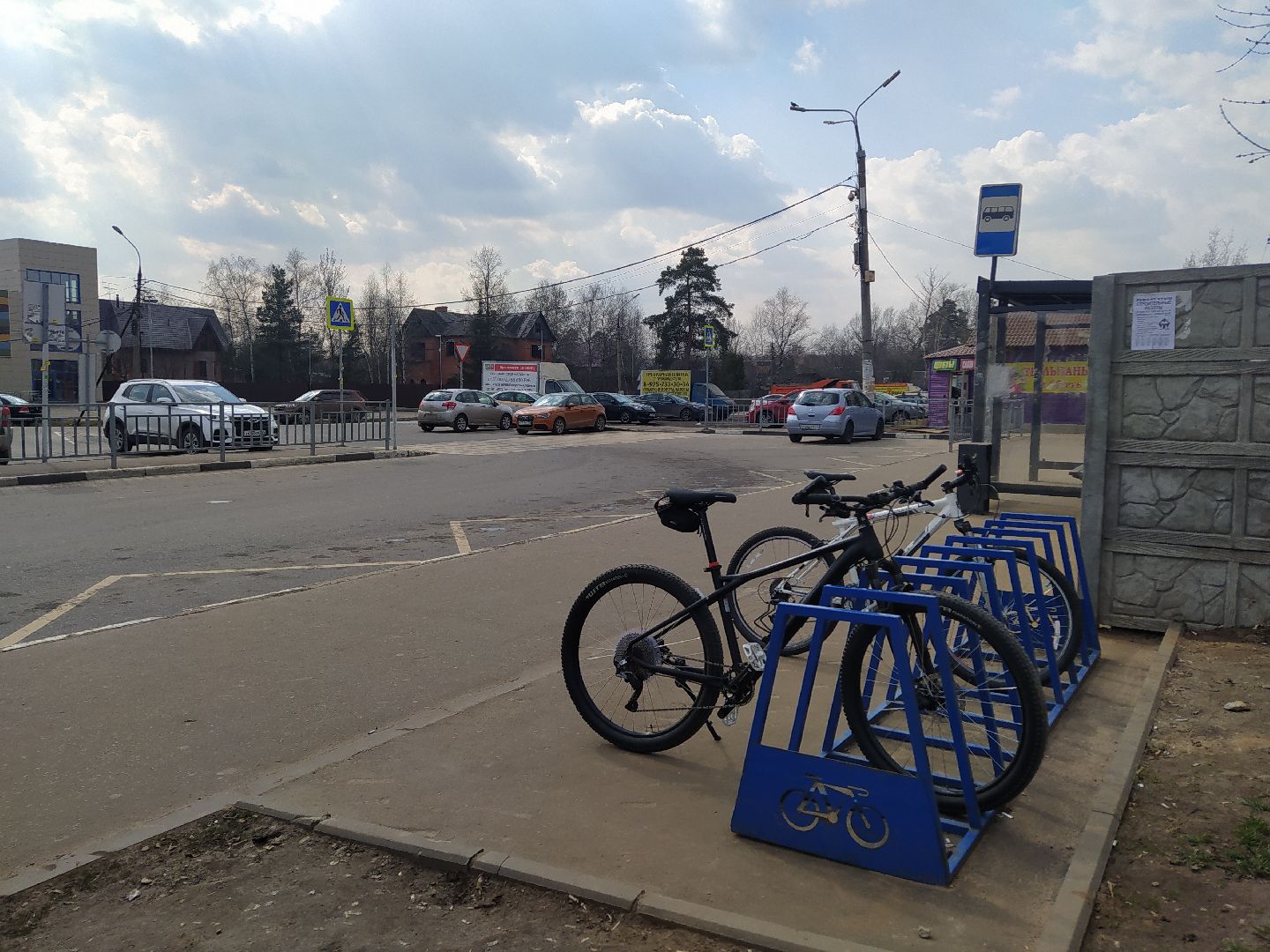 Велосипедная парковка, станция, остановка, благоустройство