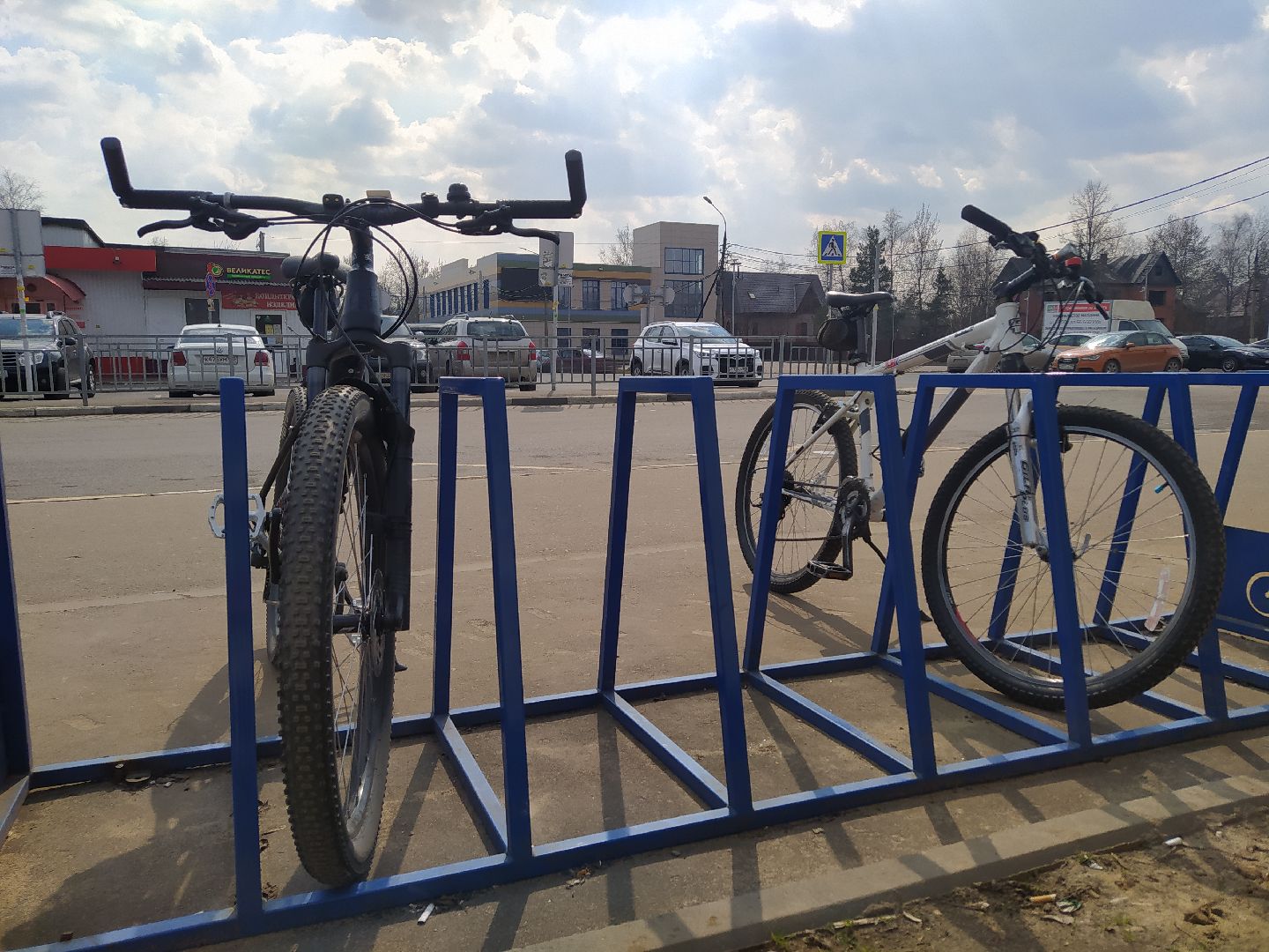 Велосипедная парковка, станция, остановка, благоустройство