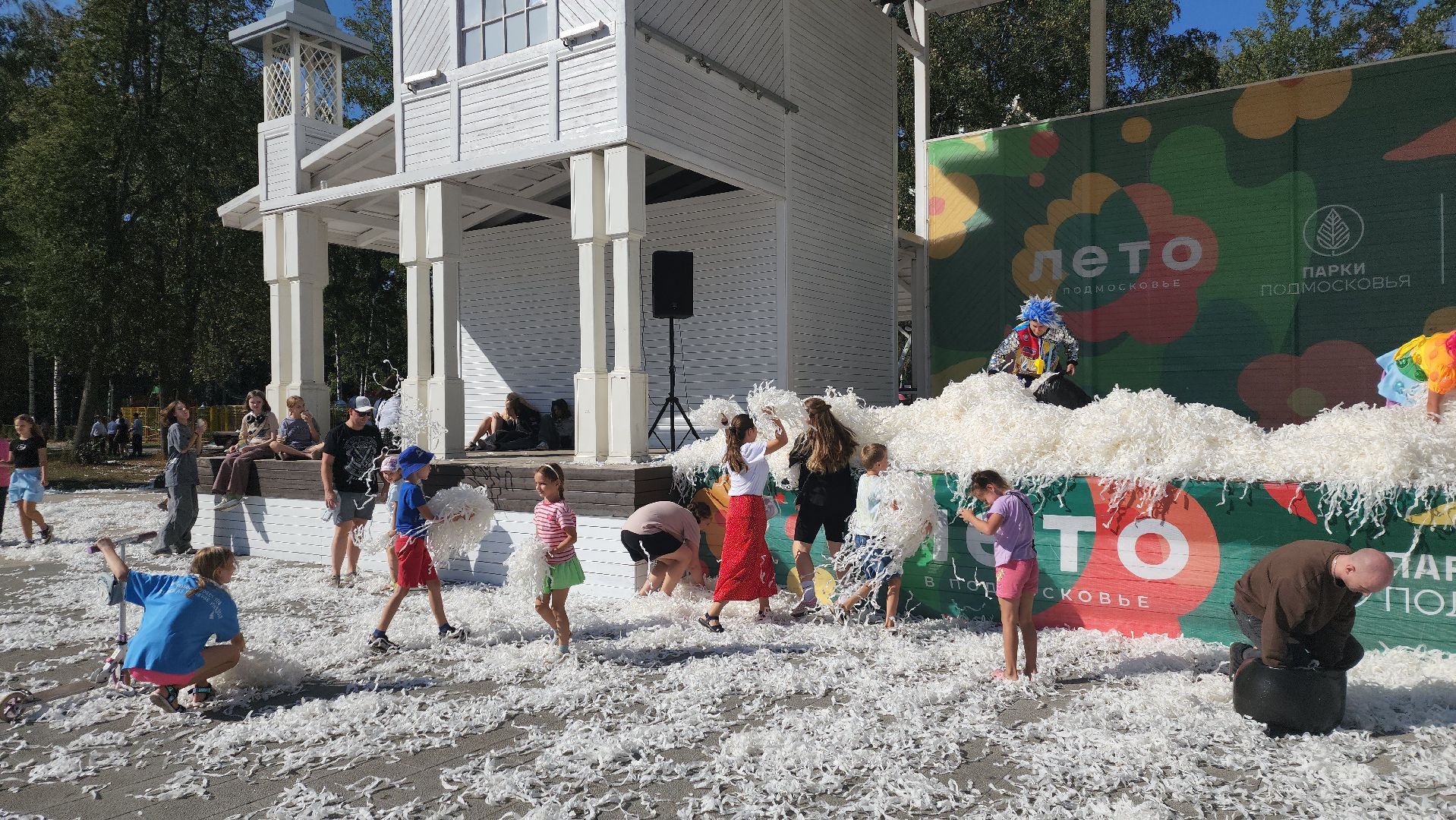 пушкино, центральный парк, детский праздник, день знаний, шоу, театральная зарядка, первоклассники,