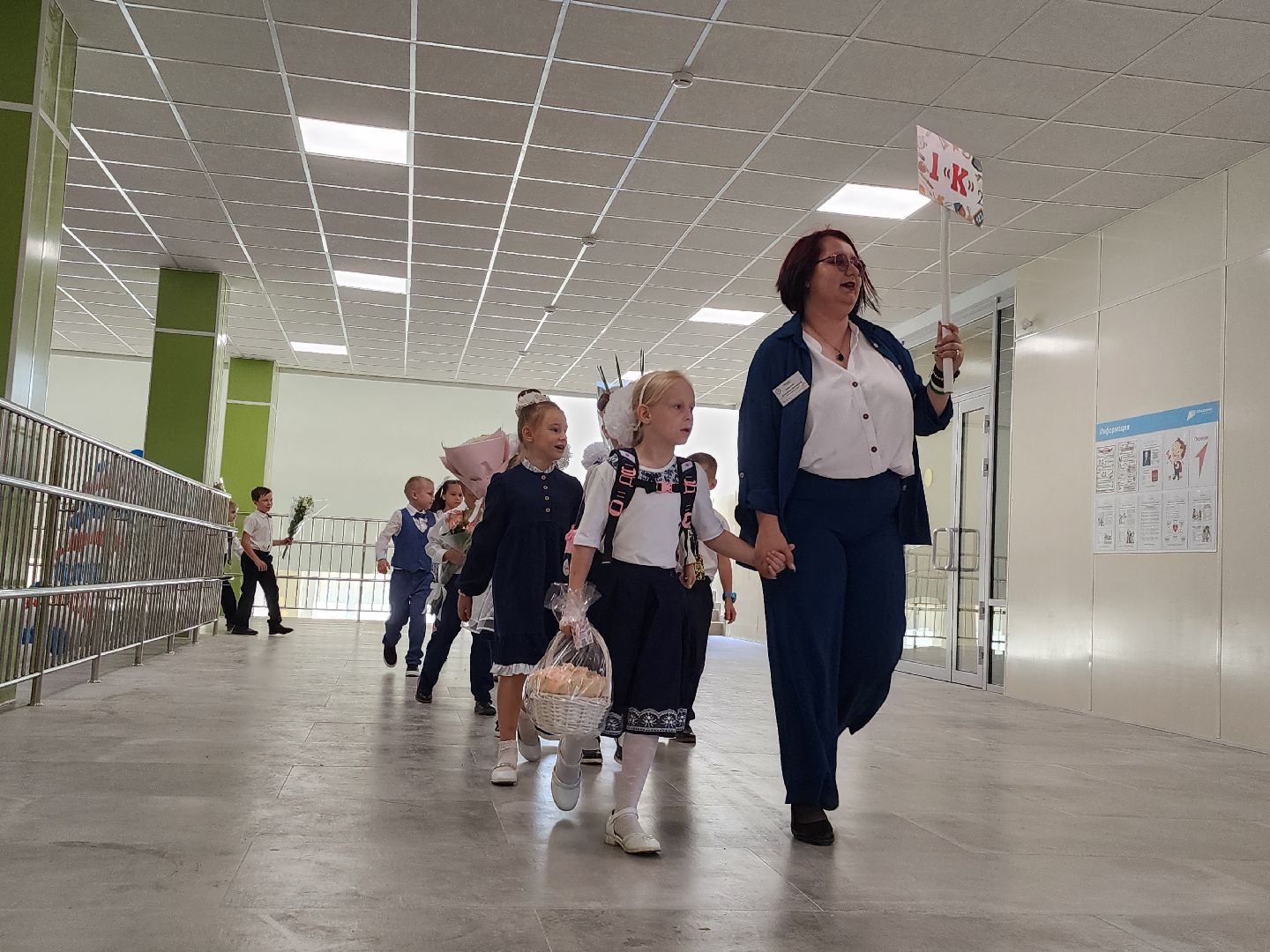 новый корпус, первый звонок,