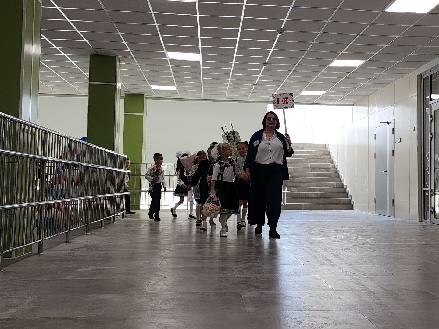 новый корпус, первый звонок,