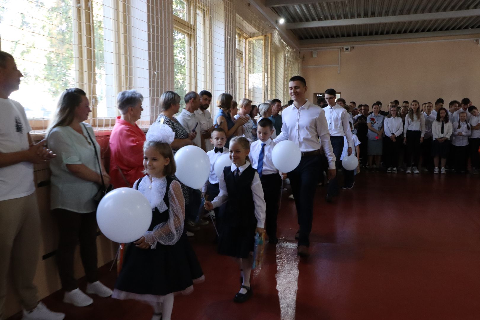 день знаний, совхозная сош, Серебряные пруды, глава городского округа,
