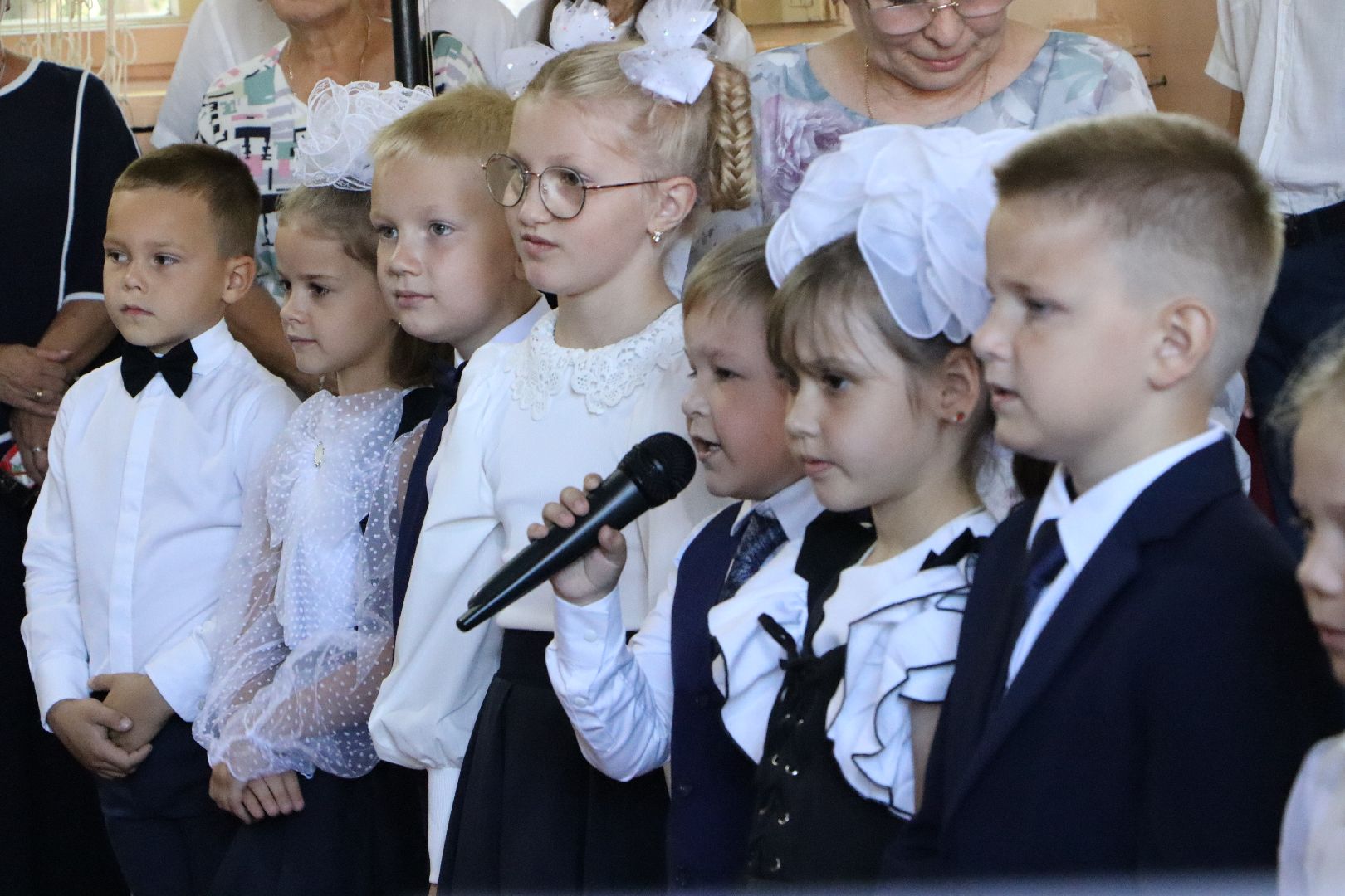 день знаний, совхозная сош, Серебряные пруды, глава городского округа,