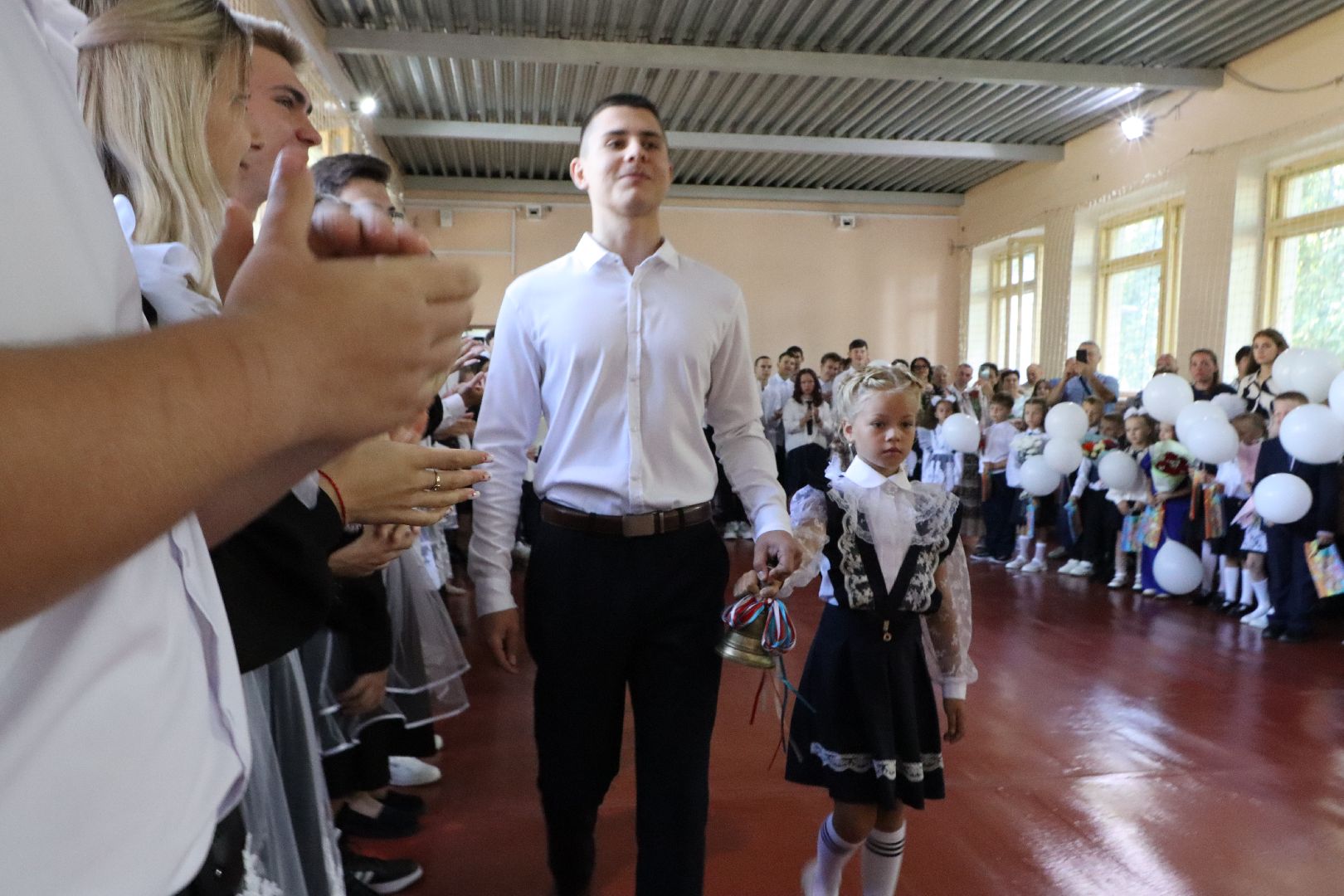 день знаний, совхозная сош, Серебряные пруды, глава городского округа,