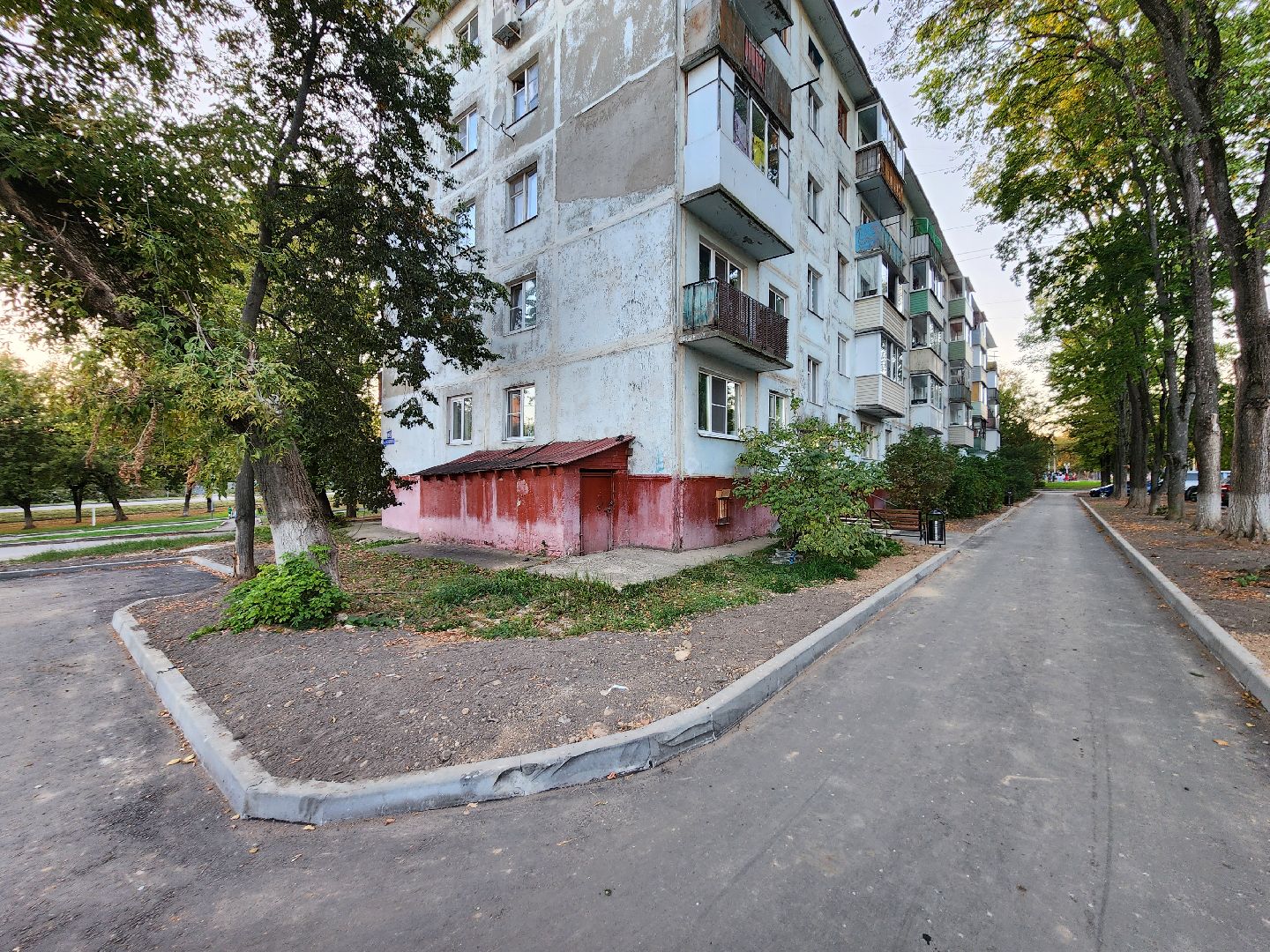 Чехов, улица Гагарина, комплексное благоустройство двора, дворовая территория, формирование комфортной городской среды, парковки, проезды, пешеходная дорожка,