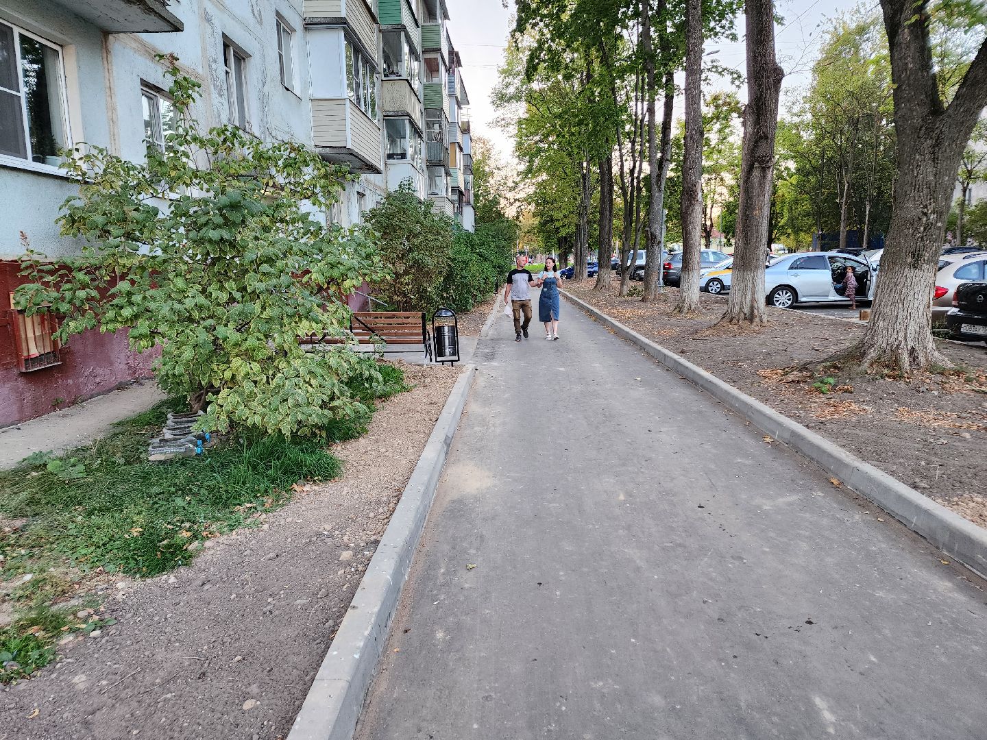 Чехов, улица Гагарина, комплексное благоустройство двора, дворовая территория, формирование комфортной городской среды, парковки, проезды, пешеходная дорожка,